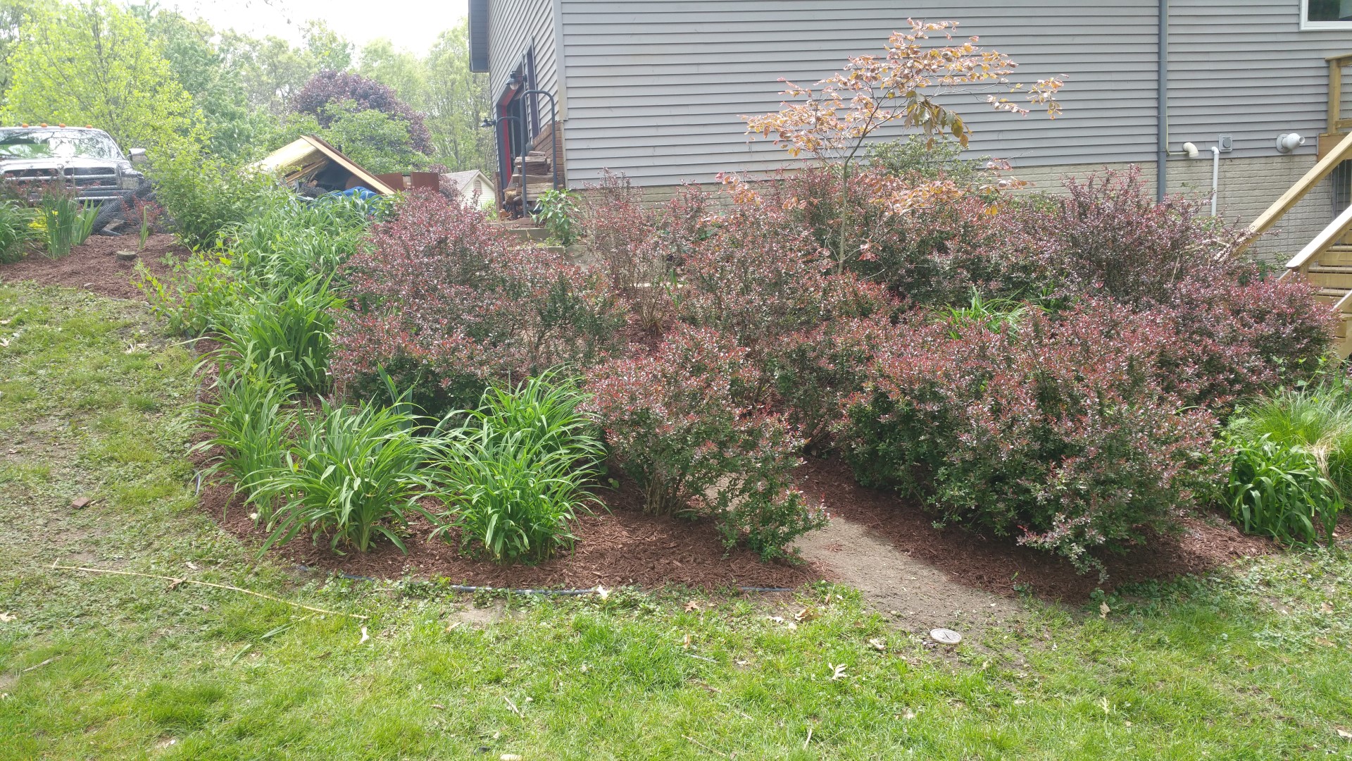 Mulch Pinckney MI - Porter's Landscaping